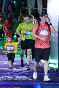 BIB: 3091, 3935, 4445
                            <button type="button" onclick="openModal(26246334)" class="btn btn-primary btn-sm float-right btn-popup" data-toggle="modal" data-target=".modal-high-quality">
                        <i class="fas fa-shopping-cart"></i> Add to Cart
                    </button>
                                            <button type="button" onclick="isThisMe(26246334, true)" class="btn btn-success btn-sm float-right btn-popup btn-isme hidden" data-toggle="tooltip" data-placement="bottom" title="นี่คือรูปของคุณใช่ไหม คลิกที่นี่เพื่อเอาเข้าอัลบั้ม">
                        <i class="fas fa-plus"></i> Add to album
                    </button>
                    <button type="button" onclick="isThisMe(26246334, false)" class="btn btn-warning btn-sm float-right btn-popup btn-isnotme hidden">
                        <i class="fas fa-ban"></i> Remove from album
                    </button>